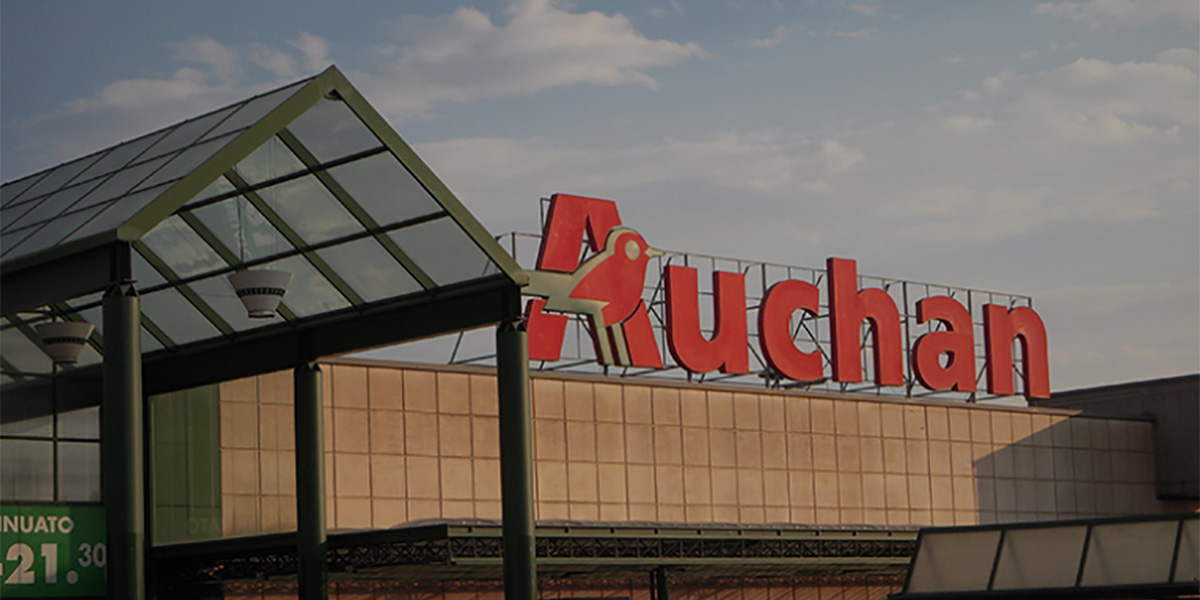 Auchan annuncia 2.400 licenziamenti in Francia e la vendita delle attività in Russia